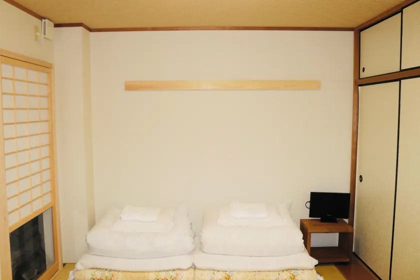 Ikoi-no-Ie Guesthouse - Image 1