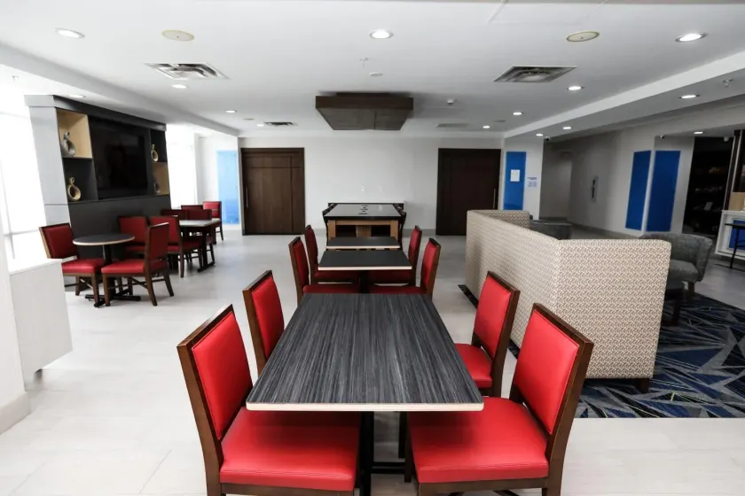 Holiday Inn Express Hillsboro I-35 by IHG - Lobby