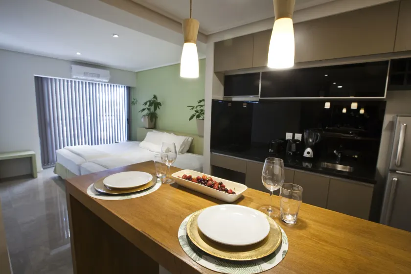 Le Montreal Apartments - Image 1