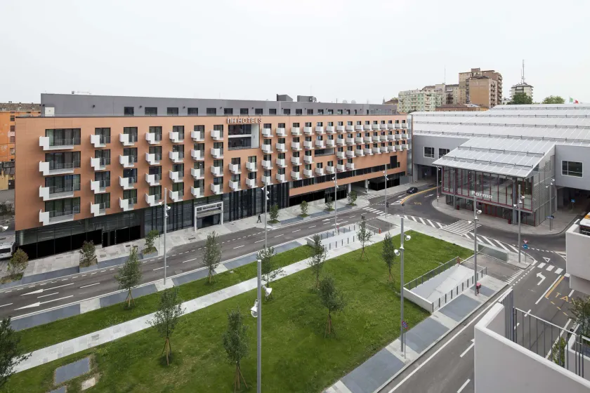 NH Parma - Image 1