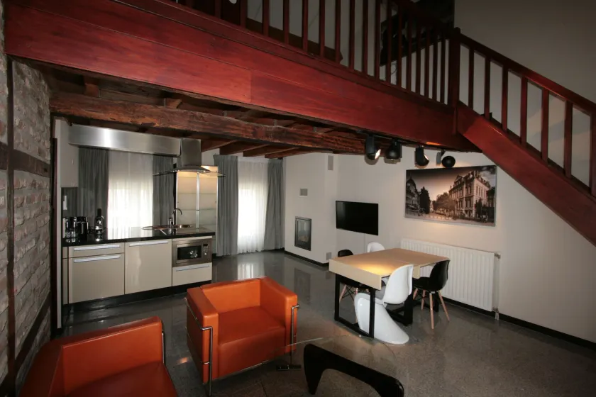 Amosa Liège City Centre Apart Regence 10 - Image 1