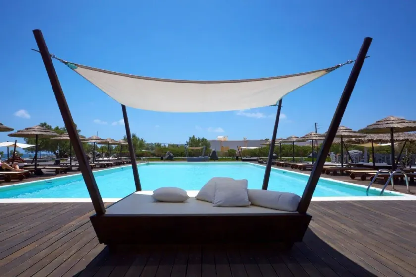 Black Rose Beach Suites - Image 1