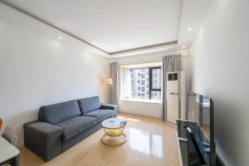Tyms Modern 2BR APT Xujiahui Dacheng Residence - Image 1