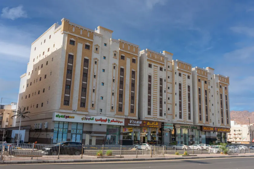 Abraj Almarzam Hotel - ابراج المرزم - Image 1
