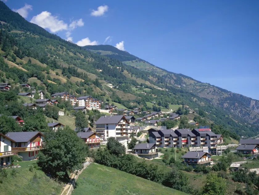 Serviced Apartments Wallis - Image 1