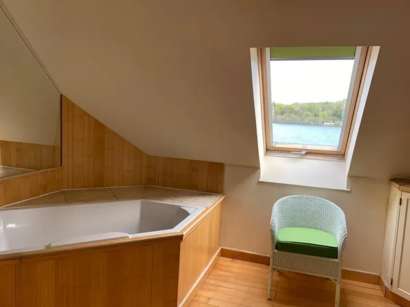 Portsonachan Hotel - Image 1