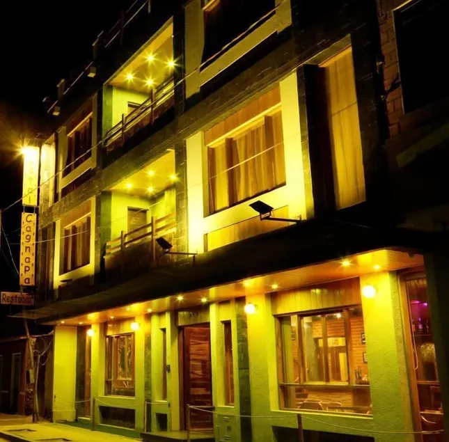 Hostal Cagnapa Restobar - Image 1