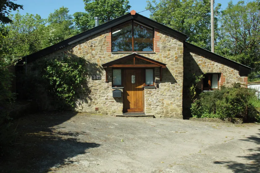 Dilly Dally Barn - Image 1