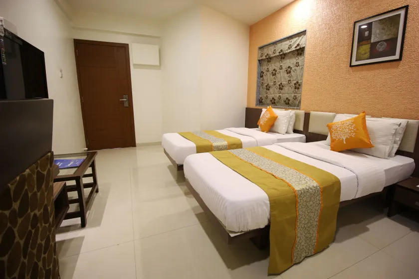 Hotel Jyoti - Image 1