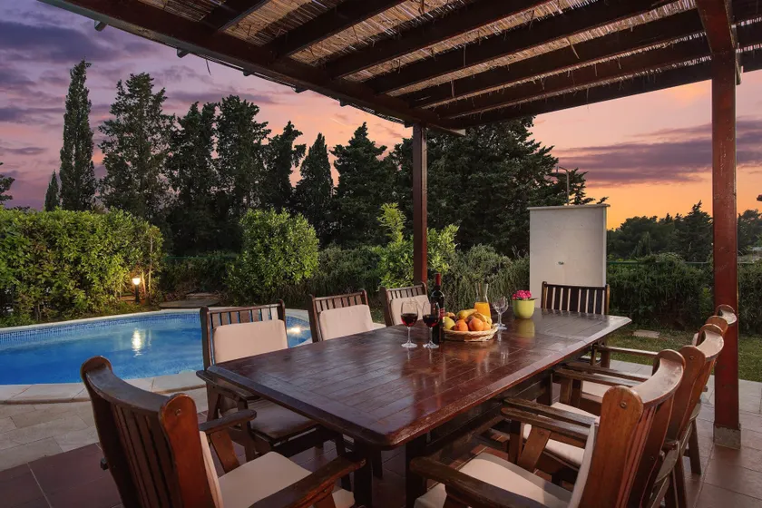 Villa Liza mit privatem Pool in Strandnähe - Image 1