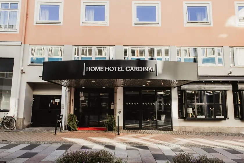 Home Hotel Cardinal - Image 1