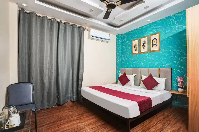 Hotel Twamev Couple Friendly Laxmi Nagar - Image 1
