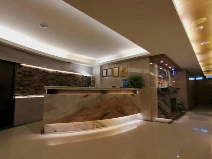 Michelle hotel - Image 1
