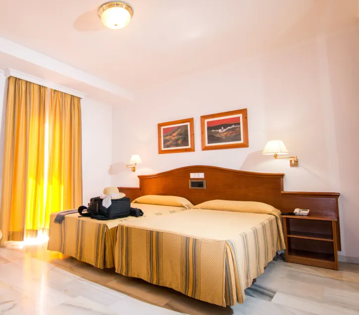 Hotel Abades Loja - Image 1