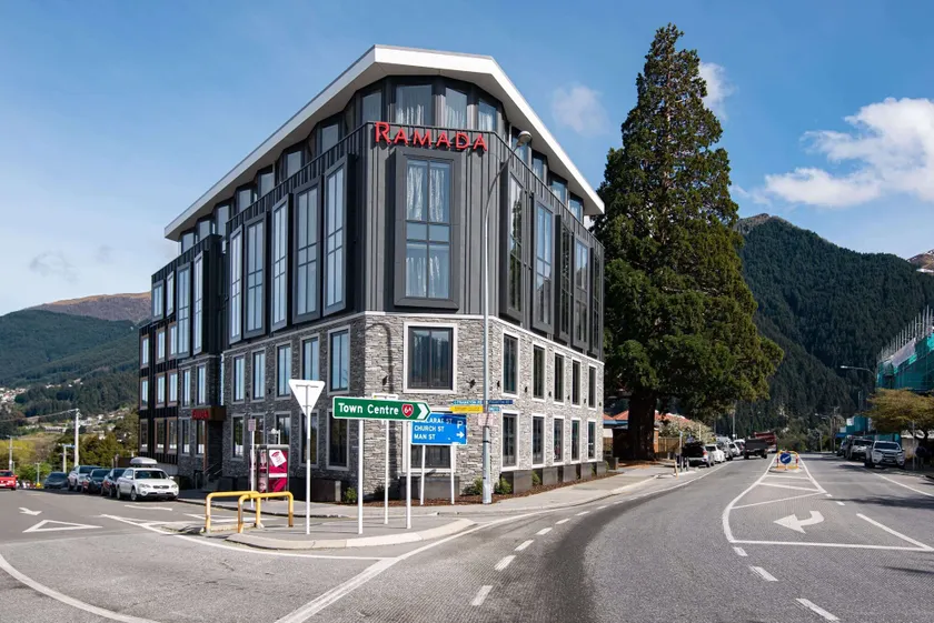 Ramada by Wyndham Queenstown Central - Image 1