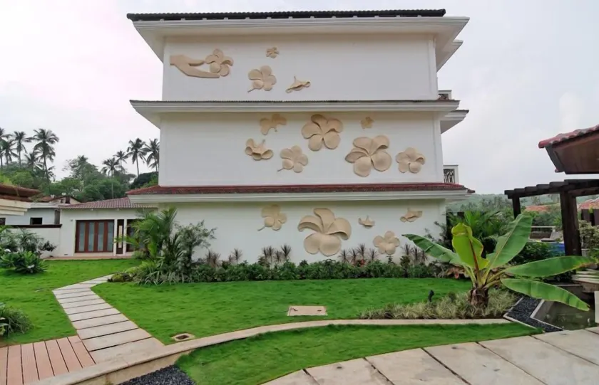 White Pearl Suites - Image 1