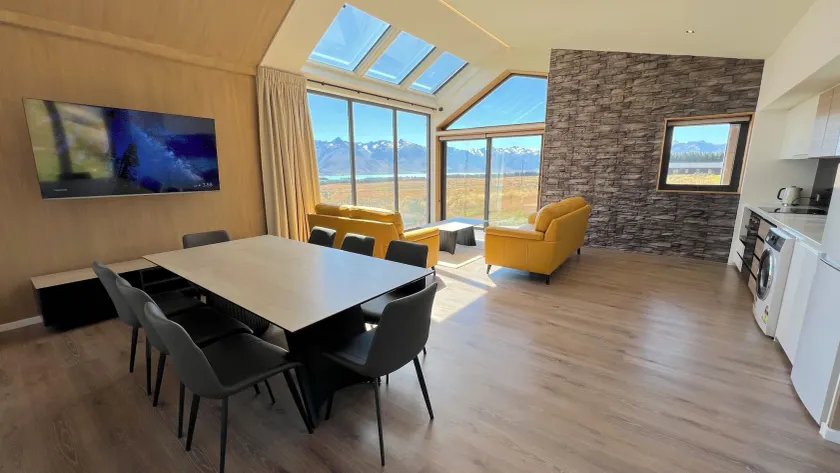 Guide Hill Station Lodge - Image 1