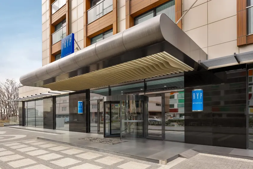 Tryp by Wyndham Istanbul Topkapi - Image 1
