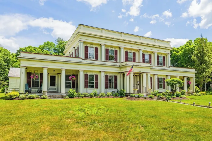Arlington Inn & Spa - Image 1