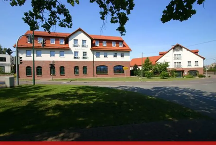 Hotel & Restaurant zur Linde - Image 1