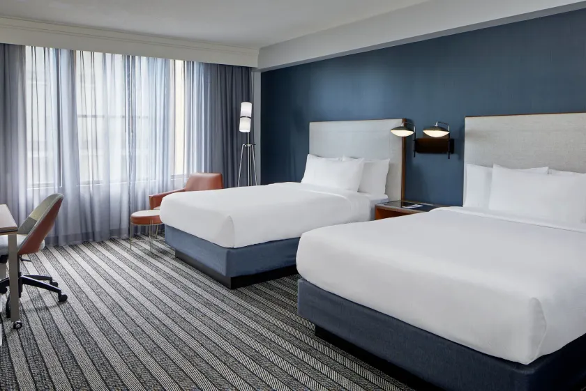 Courtyard by Marriott Nashville Downtown - Image 1