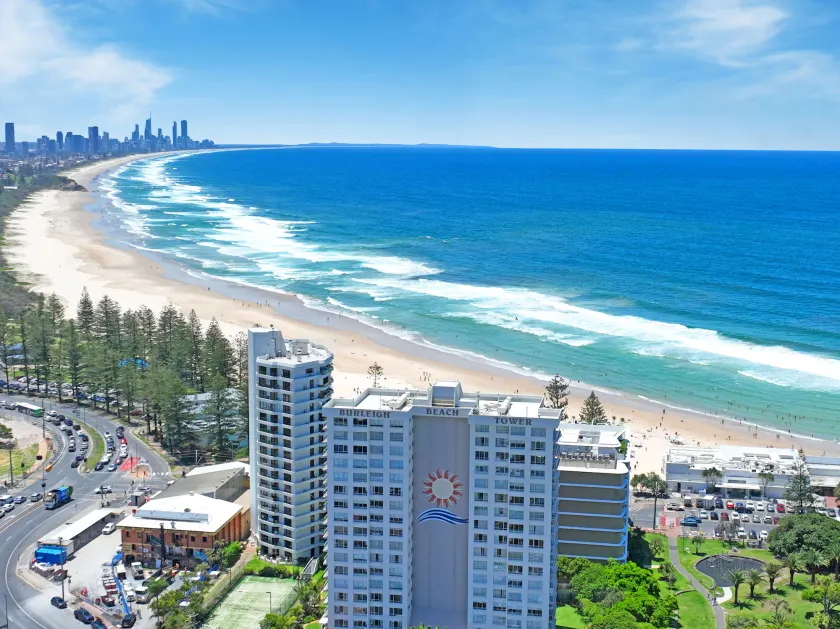 Burleigh Beach Tower - Image 1