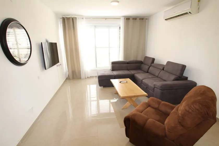 Isramax 3BR apartment near the sea. - Image 1