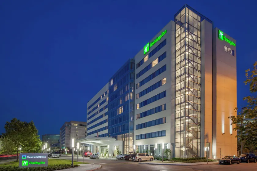 Holiday Inn Cleveland Clinic by IHG - Image 1
