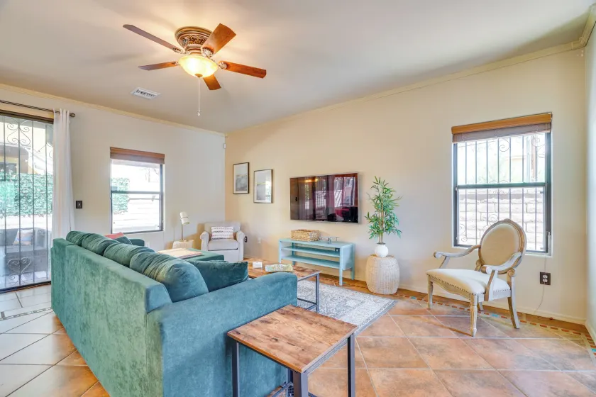 Southwestern Chic! Tucson Retreat w/ Private Patio - Image 1