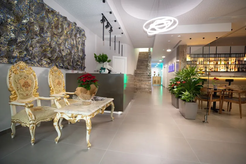 Metro Hotel Tirana - Image 1