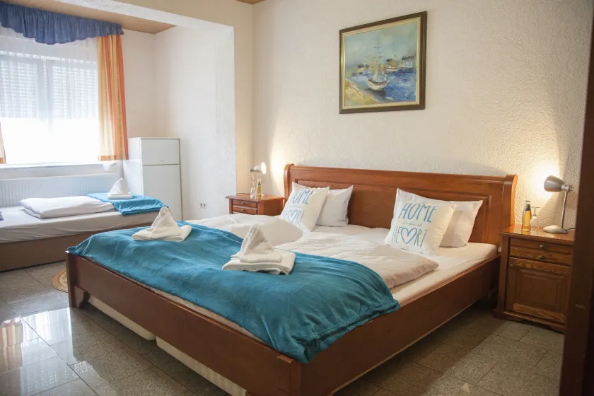Hotel Atlantis - Image 1