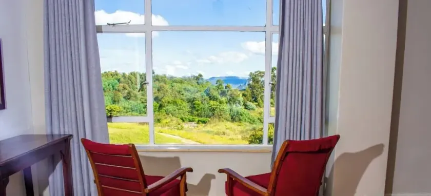 Brondesbury Park Hotel - Image 1