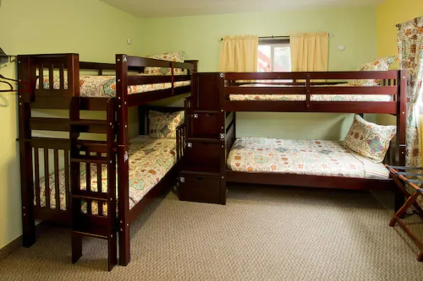 Moderne Hostel - Image 1