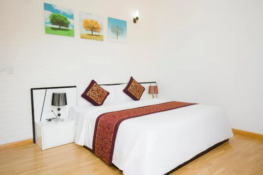 K-BOSS Hotel - Image 1
