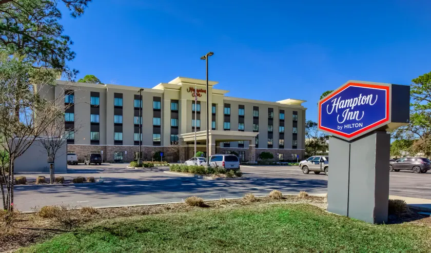 Hampton Inn Gulf Shores - Image 1