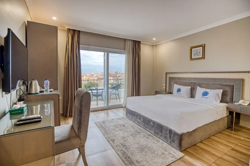 Mamlouk Pyramids Hotel - Image 1