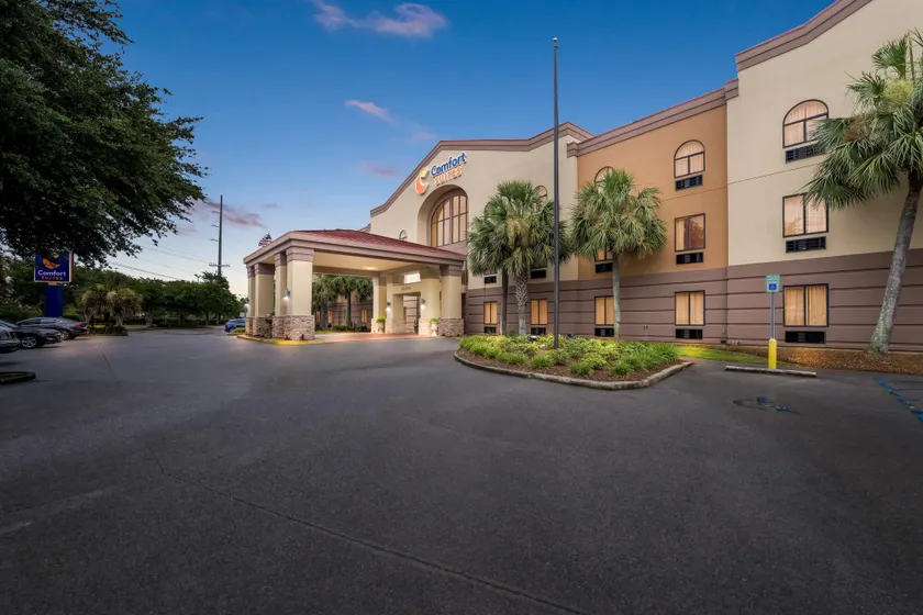 Comfort Suites Daphne - Mobile East Bay - Image 1