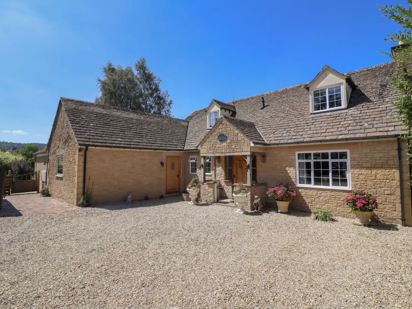 Leafield Cottage - Image 1