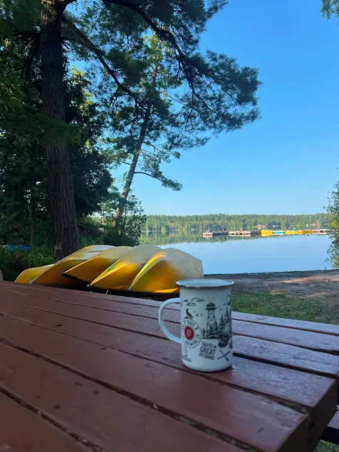 Westwind Inn on the Lake - Image 1