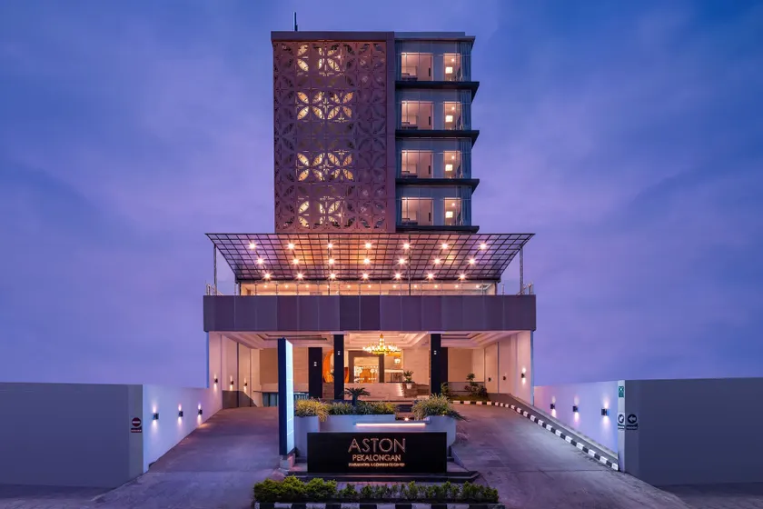 Aston Pekalongan Syariah Hotel & Conference Center - Image 1