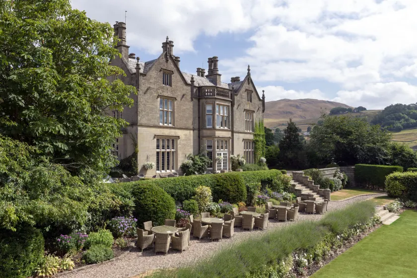 Falcon Manor Hotel - Image 1