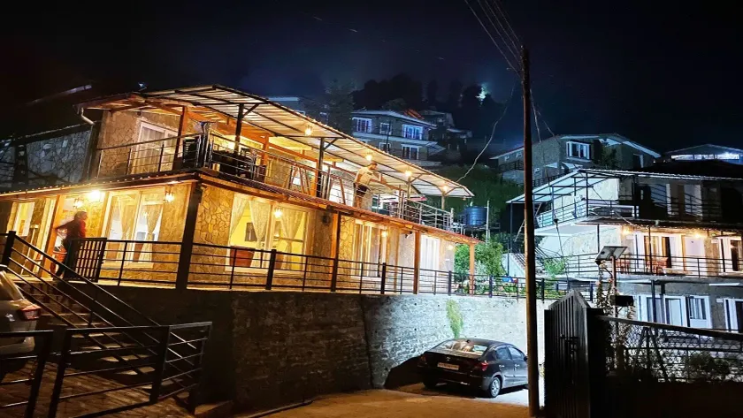 Country Holidays Himalayan View Cottages Mukteshwar - Image 1