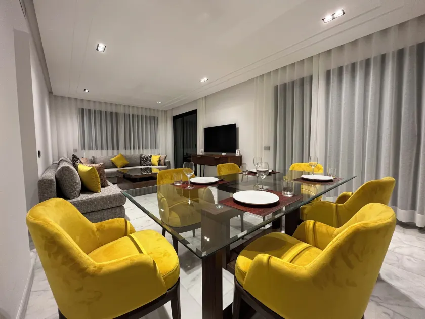 Les Joyeux Luxury Suites & Appart - Image 1