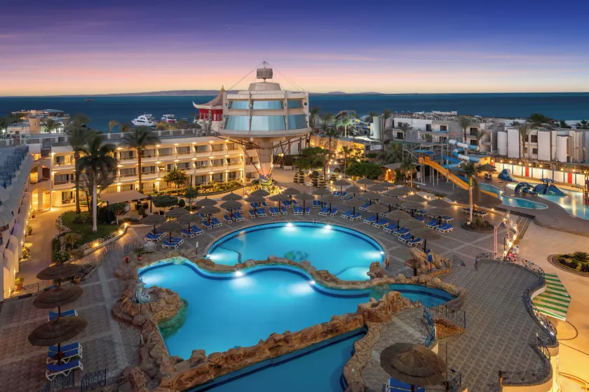 Seagull Beach Resort - Families and Couples Only - Image 1