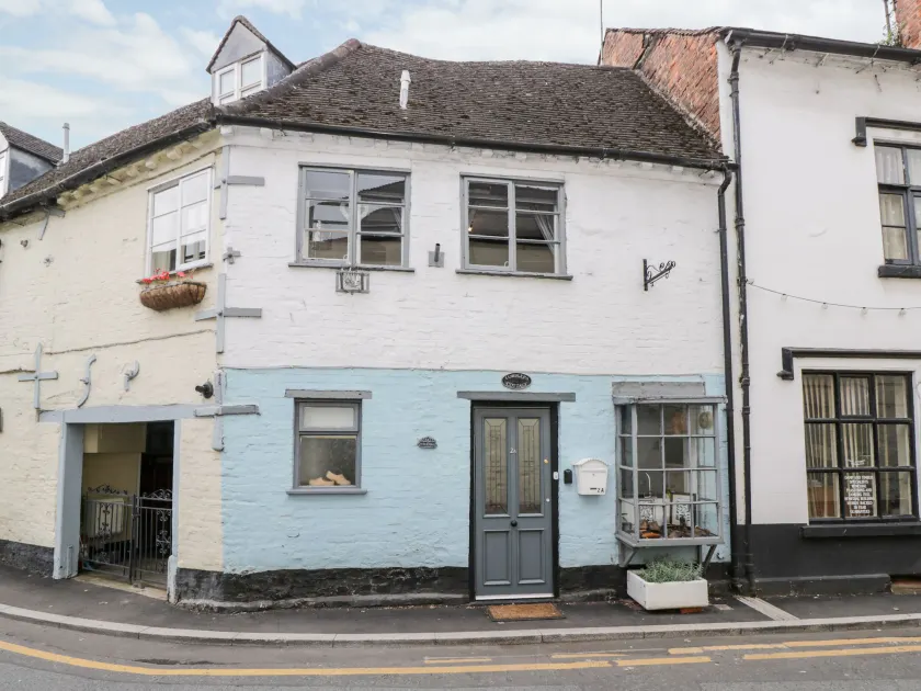 Clerks Cottage - Image 1