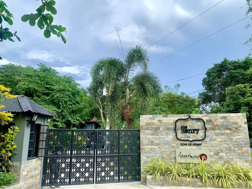 The Henry Resort Taramindu Laiya - Image 1