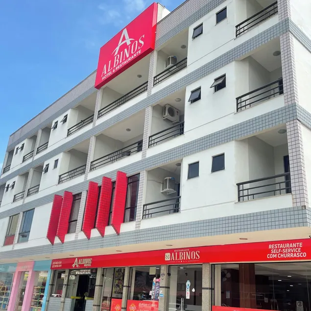 Hotel Albinos - Image 1