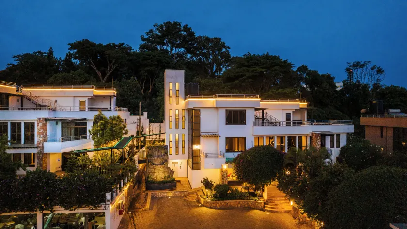 Hotel Noesis - Image 1