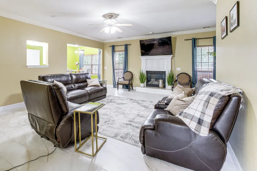 5 Mi to Coler MTB Preserve! Family Home w/ Yard - Image 1