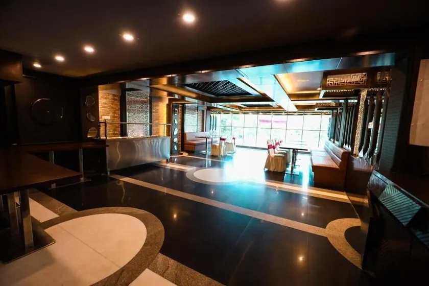 HOMANSH GALAXY HOTEL - Lobby